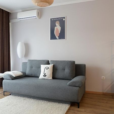 Macropolis Apartments Miskolc Buitenkant foto